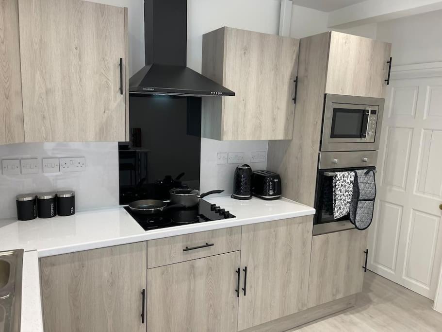 Ed Executive Ipswich Accommodation Extérieur photo